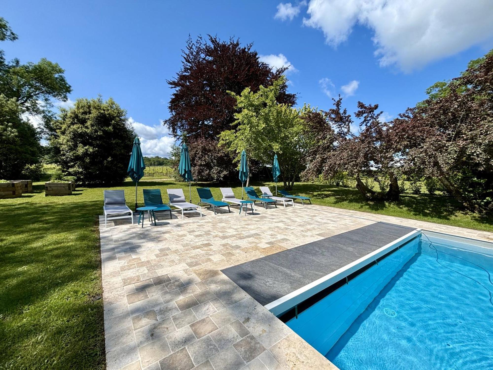 La Maison L'Eperon, Stylish 5 Star Villa Surrounded By Vineyard Near Saint Emilion Vérac Exterior photo