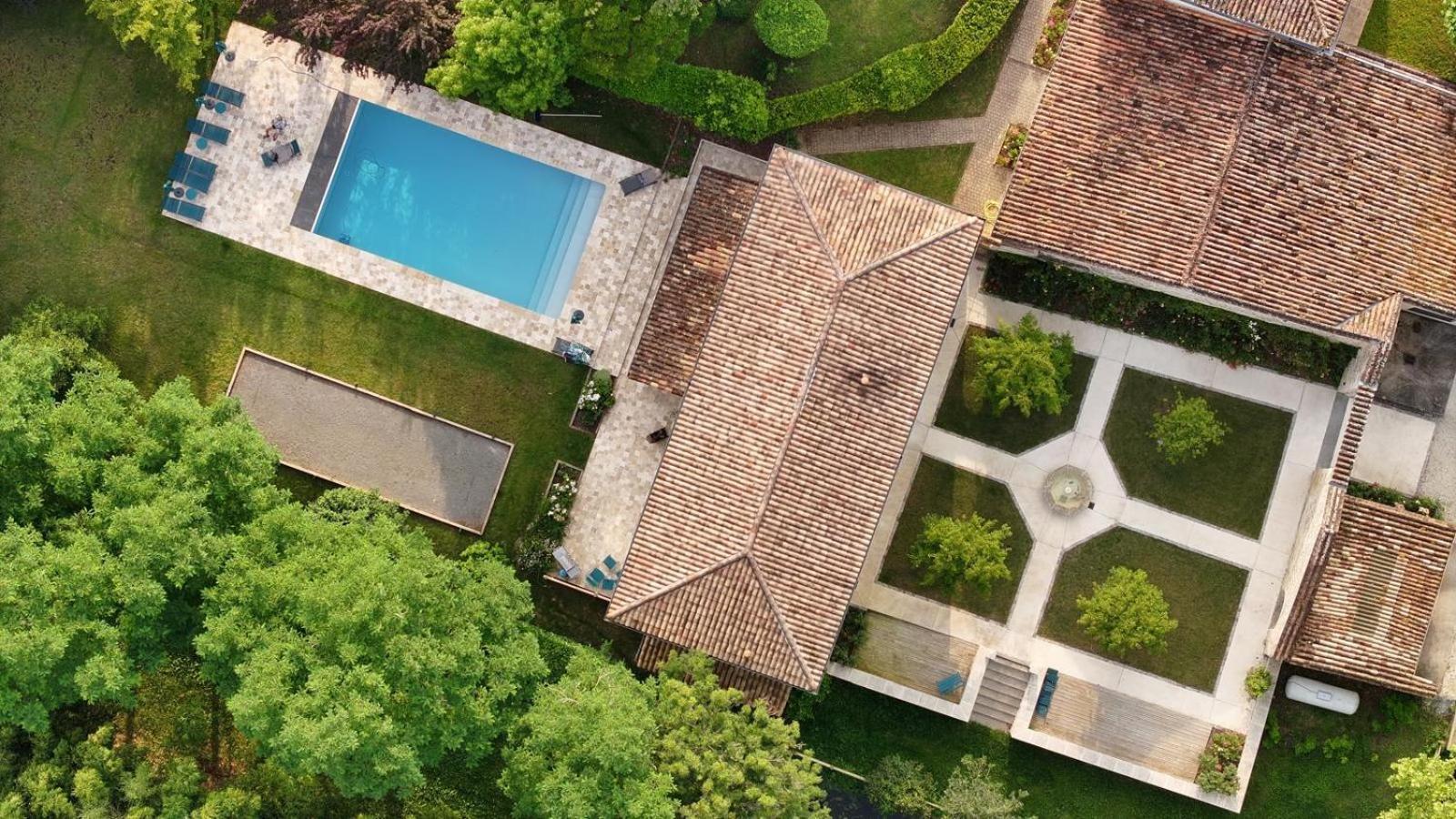 La Maison L'Eperon, Stylish 5 Star Villa Surrounded By Vineyard Near Saint Emilion Vérac Exterior photo